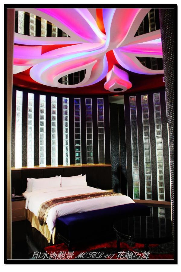 Yin Shui Han Motel Hunei Rum bild